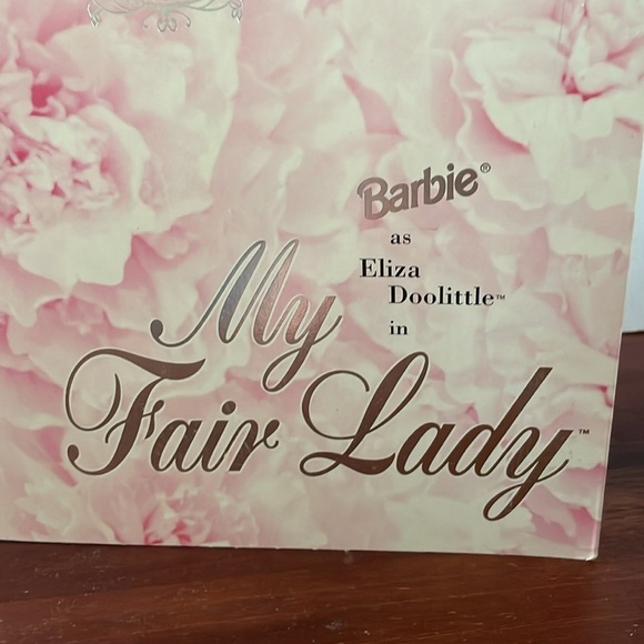 1995 Barbie as Eliza Doolittle in My Fair Lady NIB Mint Condition - Picture 4 of 10